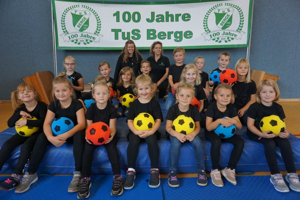 Turbo Kids (1) Turbo Kids (1)